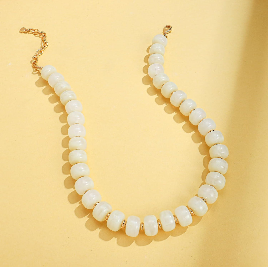 Resin Chunky Beaded Necklace for Women Minimalistic Modern Statement Necklace Jewelry Accessories - Cream