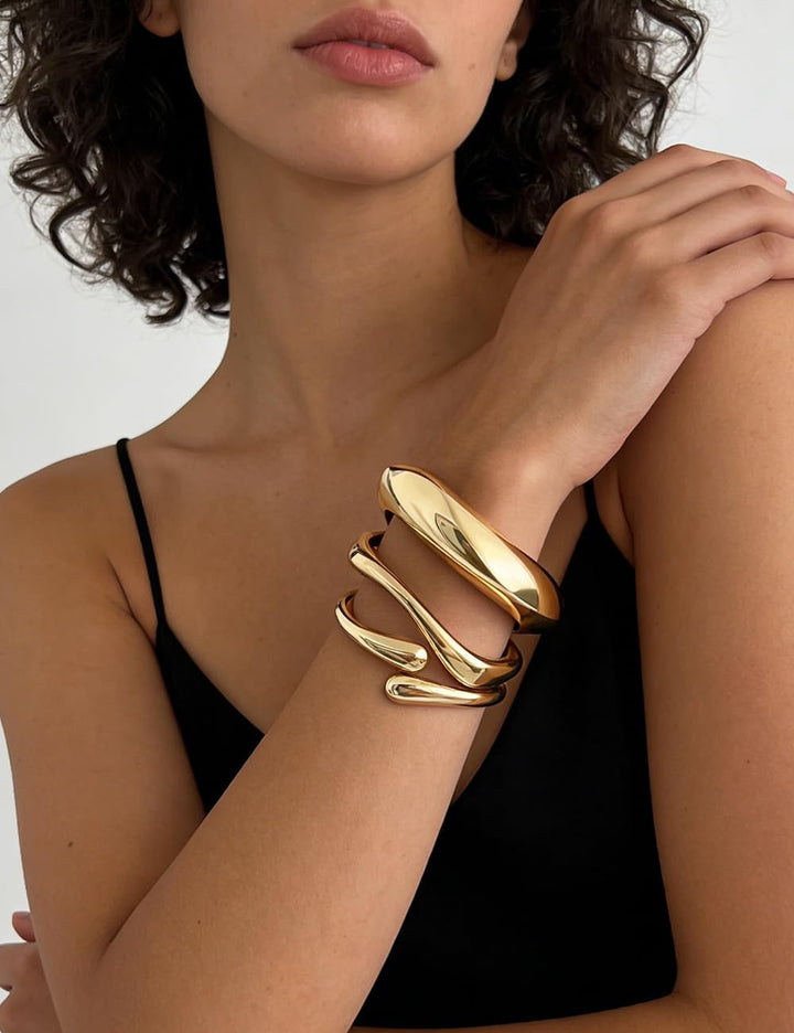 Chunky Gold Bangle Bracelets for Women, Dainty 14K Gold Plated Big Stackable Bangles Set, Trendy Statement Cuff Bracelet Stack Fashion Jewelry Gifts - Gold