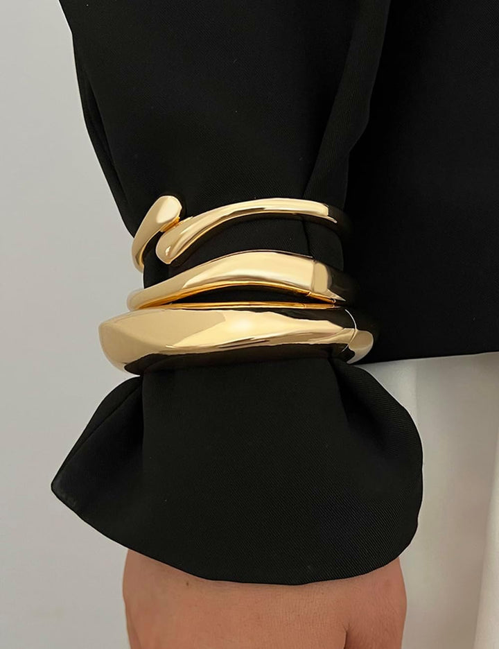 Chunky Gold Bangle Bracelets for Women, Dainty 14K Gold Plated Big Stackable Bangles Set, Trendy Statement Cuff Bracelet Stack Fashion Jewelry Gifts - Gold